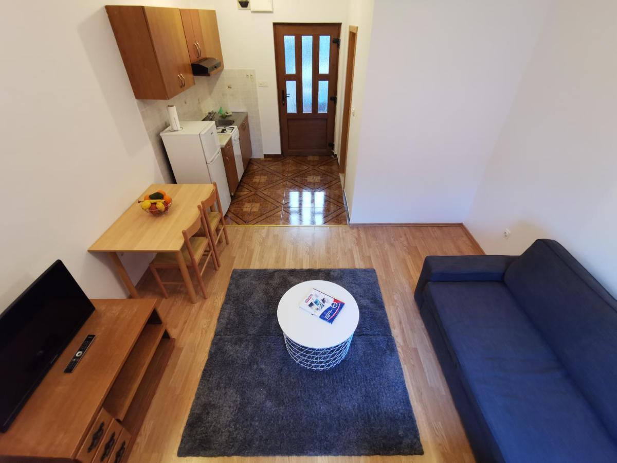 Uncle Apartment Makarska Kültér fotó